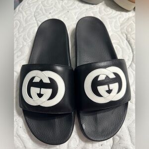 Gucci Black Textured Design